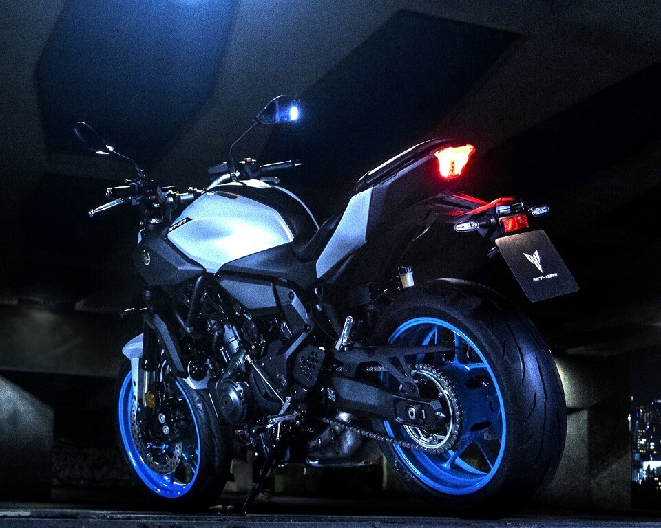MT-07 足回り後期型　送料込み40万円 ヤマハが新型「MT-07」を発表！ Y-AMT、クルーズコントロール、倒立