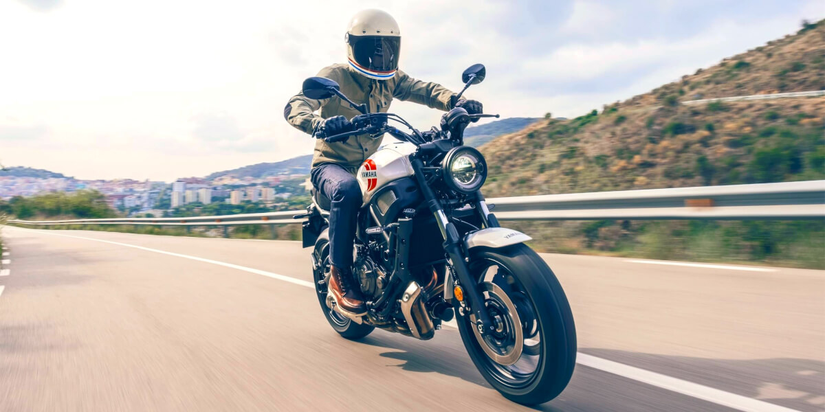 XSR700″はじめてバイク７”コンプリート