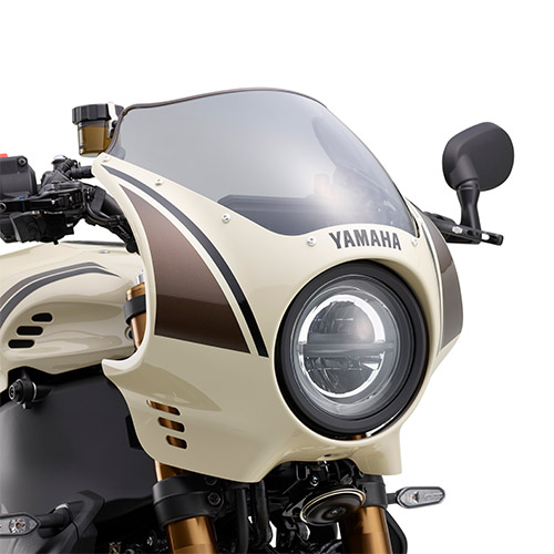 xsr700 HooBue カーボン　エアインテークカバー　タイラント　カウル xsr700 HooBue カーボンエアインテークカバータイラントカウル
